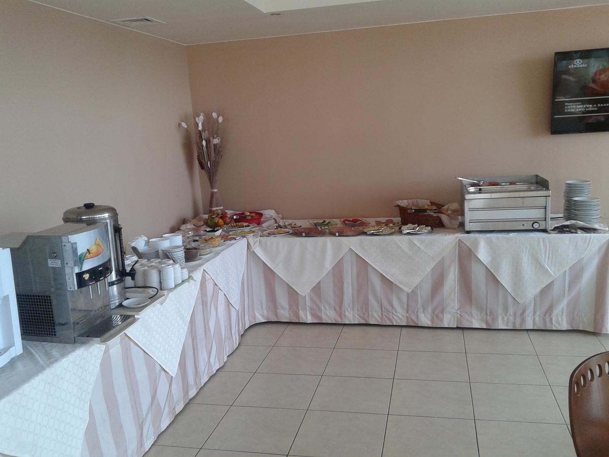 Hotel Perun เนเซบาร์ ภายนอก รูปภาพ
