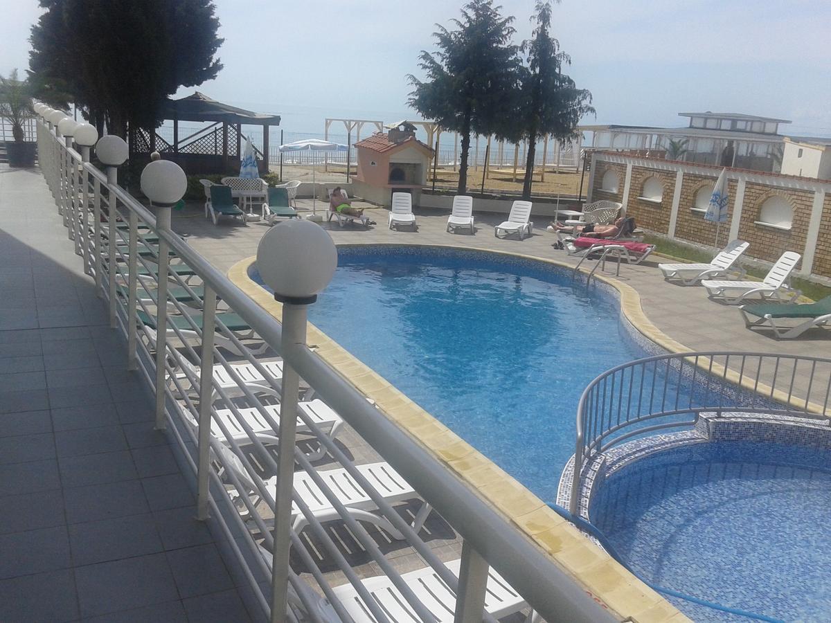 Hotel Perun เนเซบาร์ ภายนอก รูปภาพ
